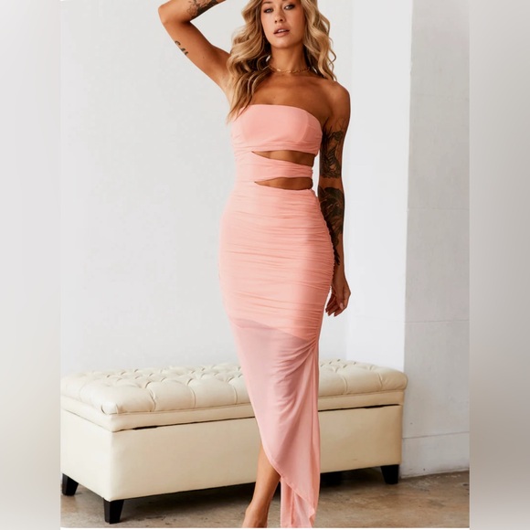 Hello Molly Dresses & Skirts - HELLO MOLLY STYLE POINTS MIDI DRESS PINK sz small